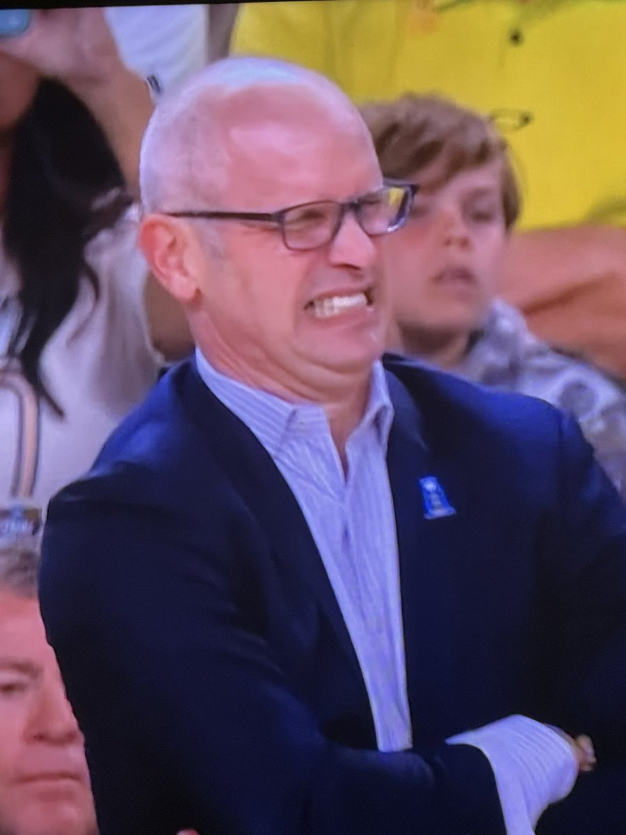 RealChadCollins's tweet photo. That face when the run you needed is going the other way https://t.co/pcNqDRt3YS