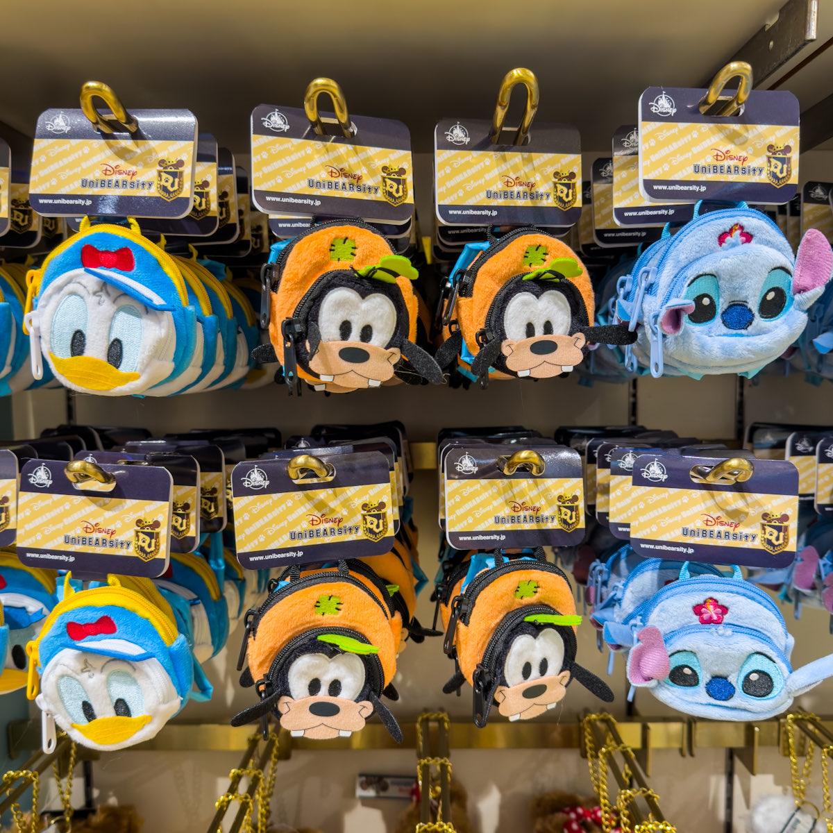 ディズニーストア」 ユニベアシティぬいぐるみキーチェーン専用バック