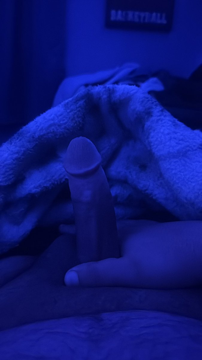 Tanktocrazy's tweet photo. Can’t sleep who tryna help relieve this stress #312freaks #chifreaks #Chicagolinks #chicagomeetups #773freaks https://t.co/qKVTru8Boe