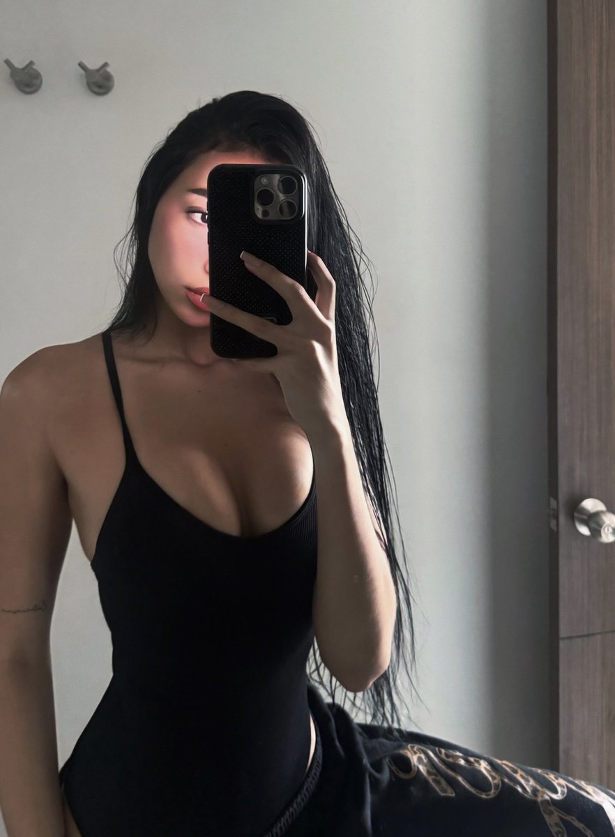 Ivonne_Gonzalezzz tweet media