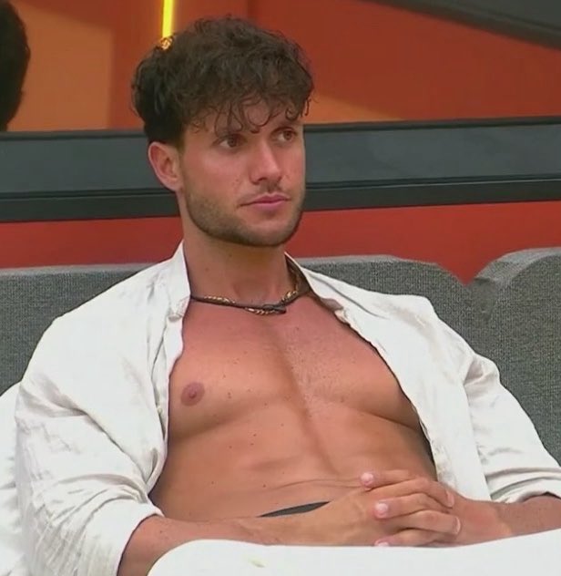 𝐂𝐋𝐀𝐔 𝐌𝐄𝐍𝐃𝐄𝐙 ❤️‍🔥 tweet media