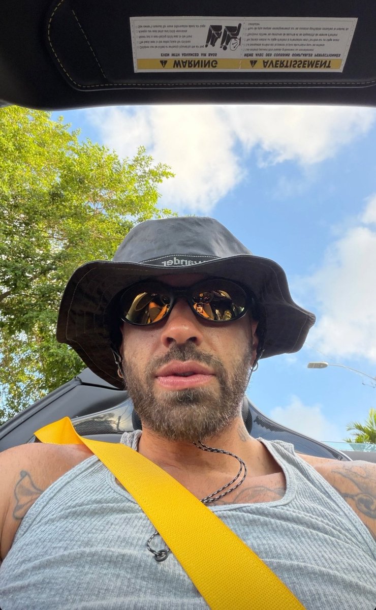 Milena 💚🖤👸🐉 tweet media