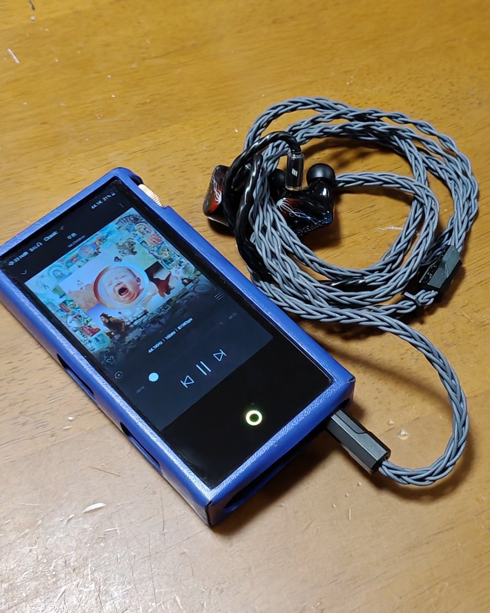 えび茶 tweet media