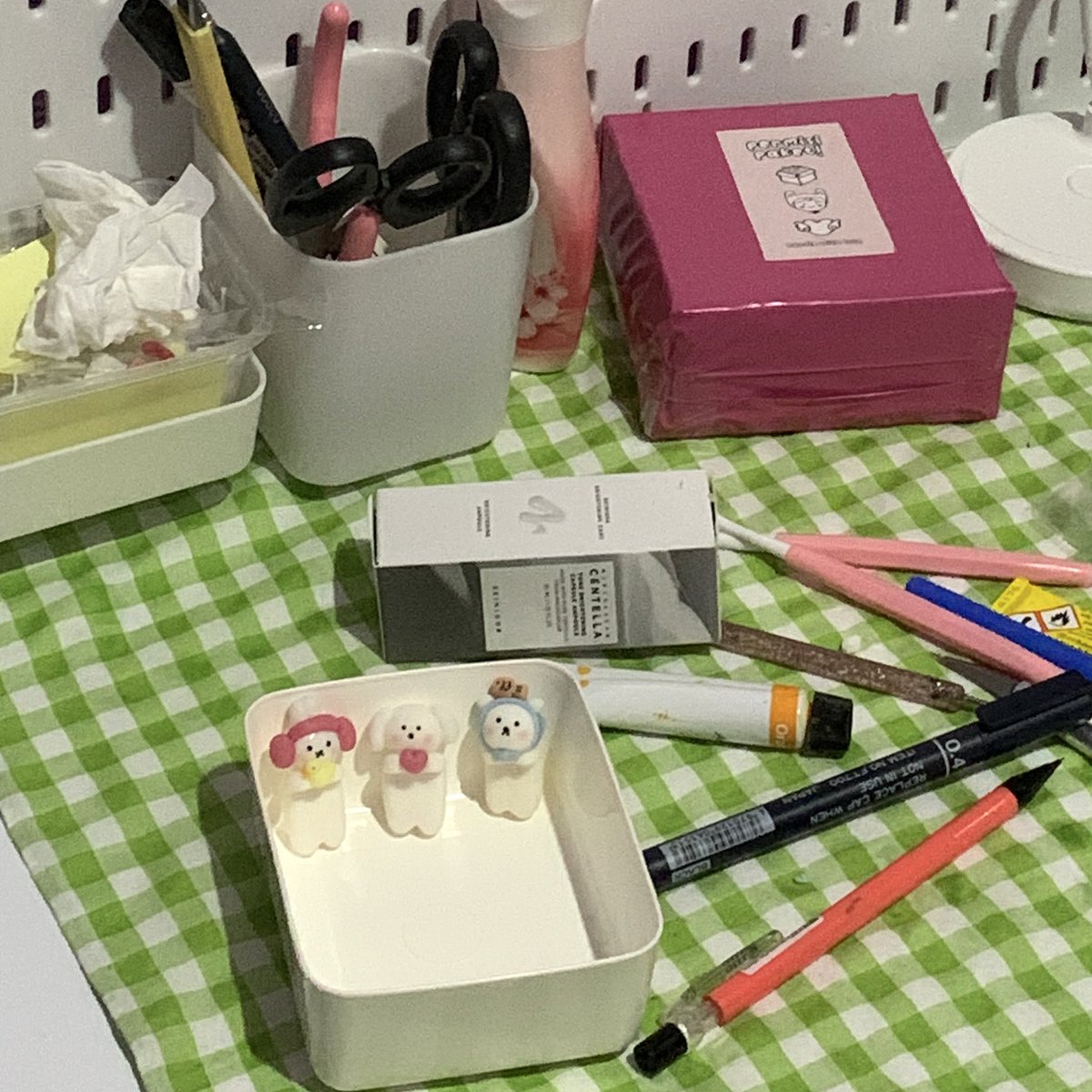 kangbrrah's tweet photo. hobi bikin kerajinan jd keterusan jualan hippers di syopii :> https://t.co/bscdHamb84