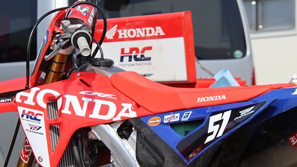 SetagayaRacing's tweet photo. ■人気記事■【Gモト】 https://t.co/yF0NEYXkho  2026 関東モトクロス選手権 開幕戦 オフロードヴィレッジ「PADDOCK WALK」。ホンダファクトリー参戦！ https://t.co/HPnFuhpMHt