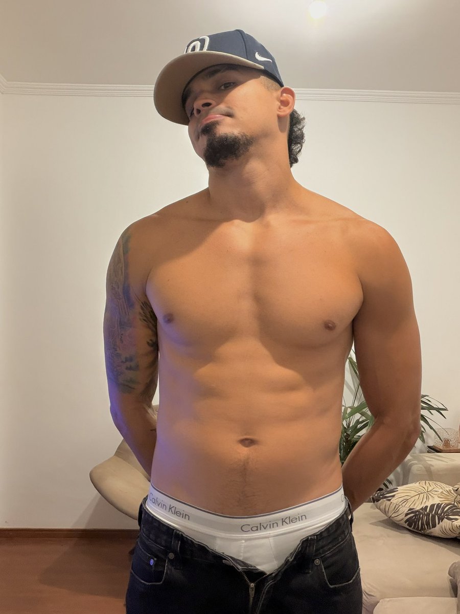Leonel tweet media