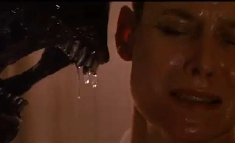 mxdwnmovies's tweet image. ‘Alien 3: The Assembly Cut’ Surprise HBO Max Drop Has Fans Debating (@HBO) #AlienFranchise #Alien3 #Alien3Assemblycut movies.mxdwn.com/news/alien-3-t…