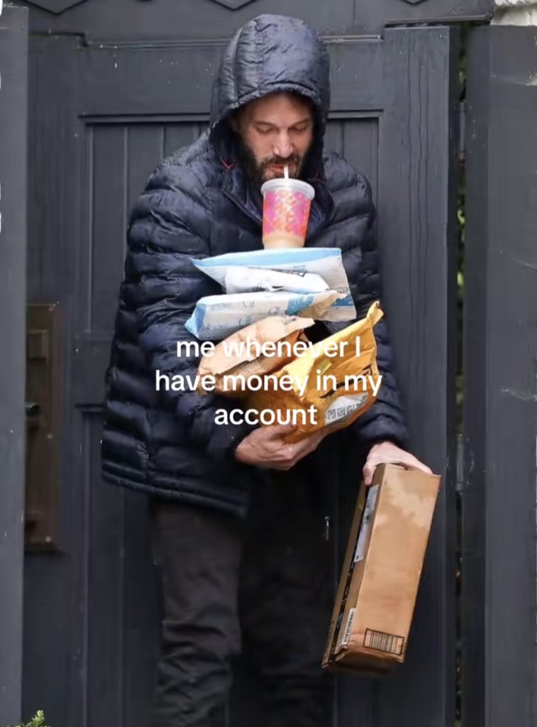 lily🇸🇦 tweet media