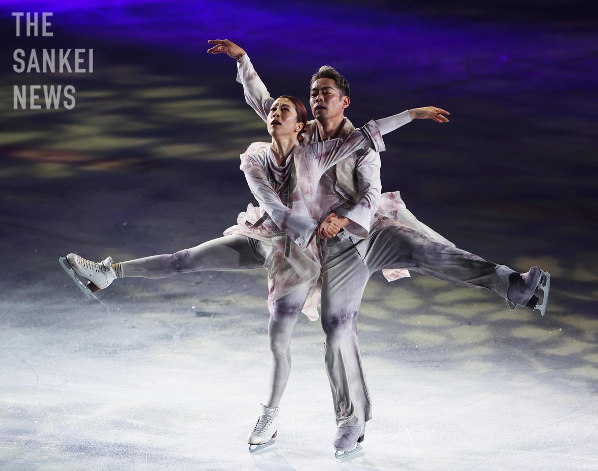 大阪府門真市の東和薬品ラクタブドームで行われたアイスショー「スターズ・オン・アイス」  

豪華メンバーが登場しました  

荒川静香さん、　高橋大輔さん・村元哉中さんペア

#フィギュアスケート #スターズ・オン・アイス
＃荒川静香　＃高橋大輔　＃村元哉中