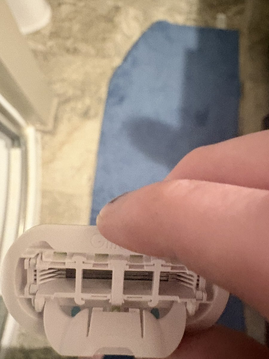 adocipher tweet media