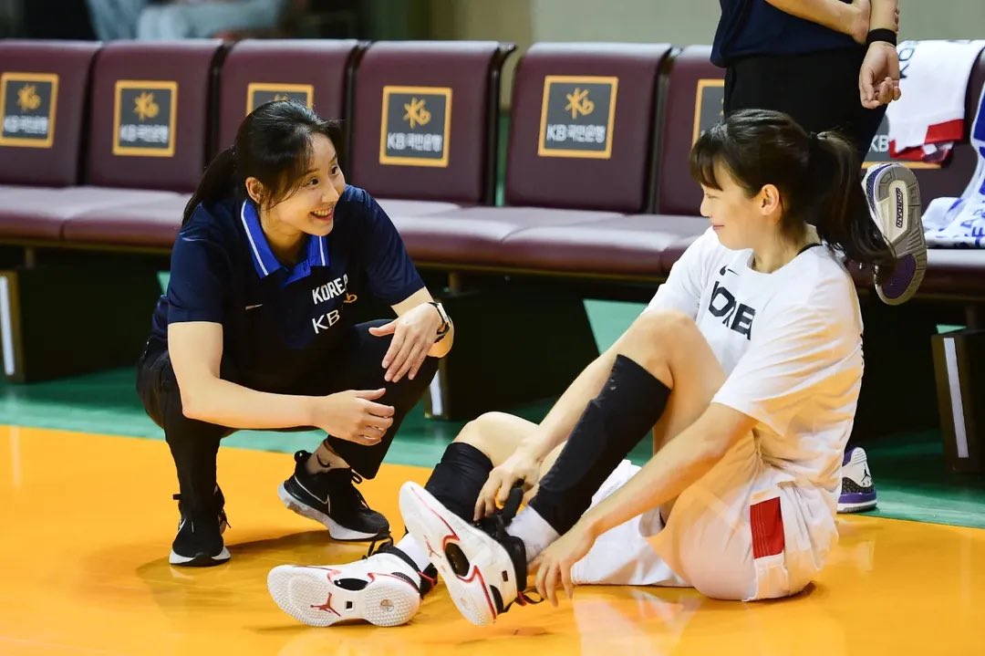 𝘾𝙊𝘿𝙀 tweet media