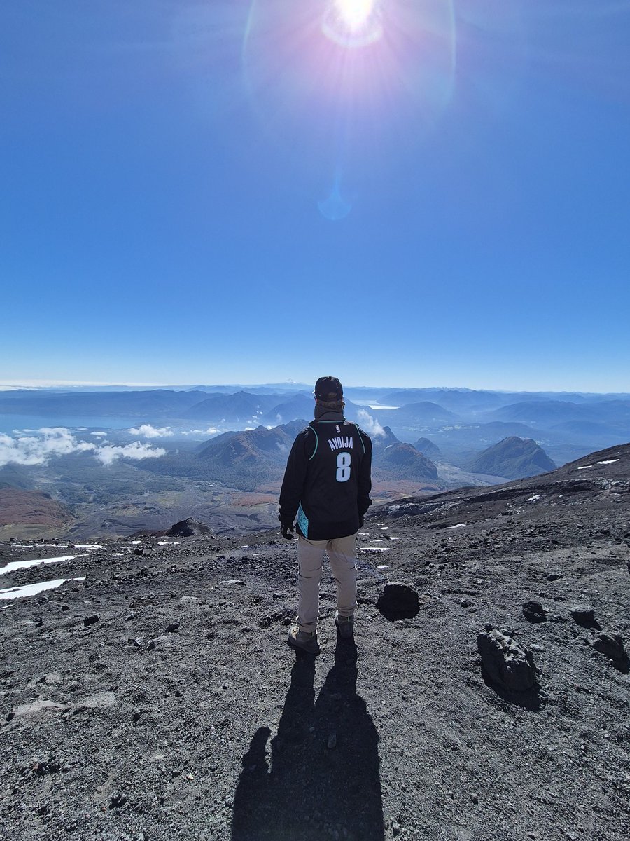 ג׳אמפ בול / Jump Ball tweet media