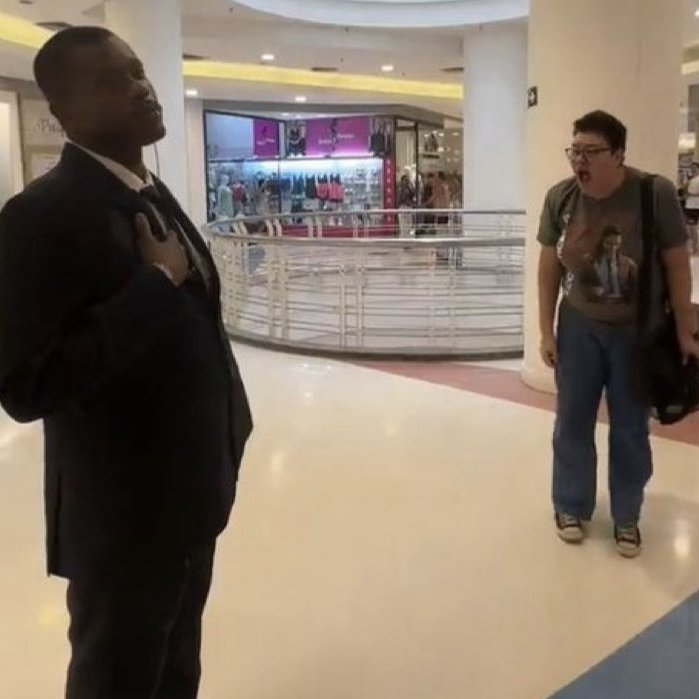 République tweet media