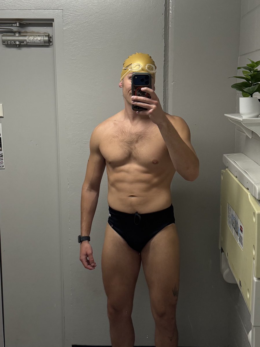 roughdeer tweet media