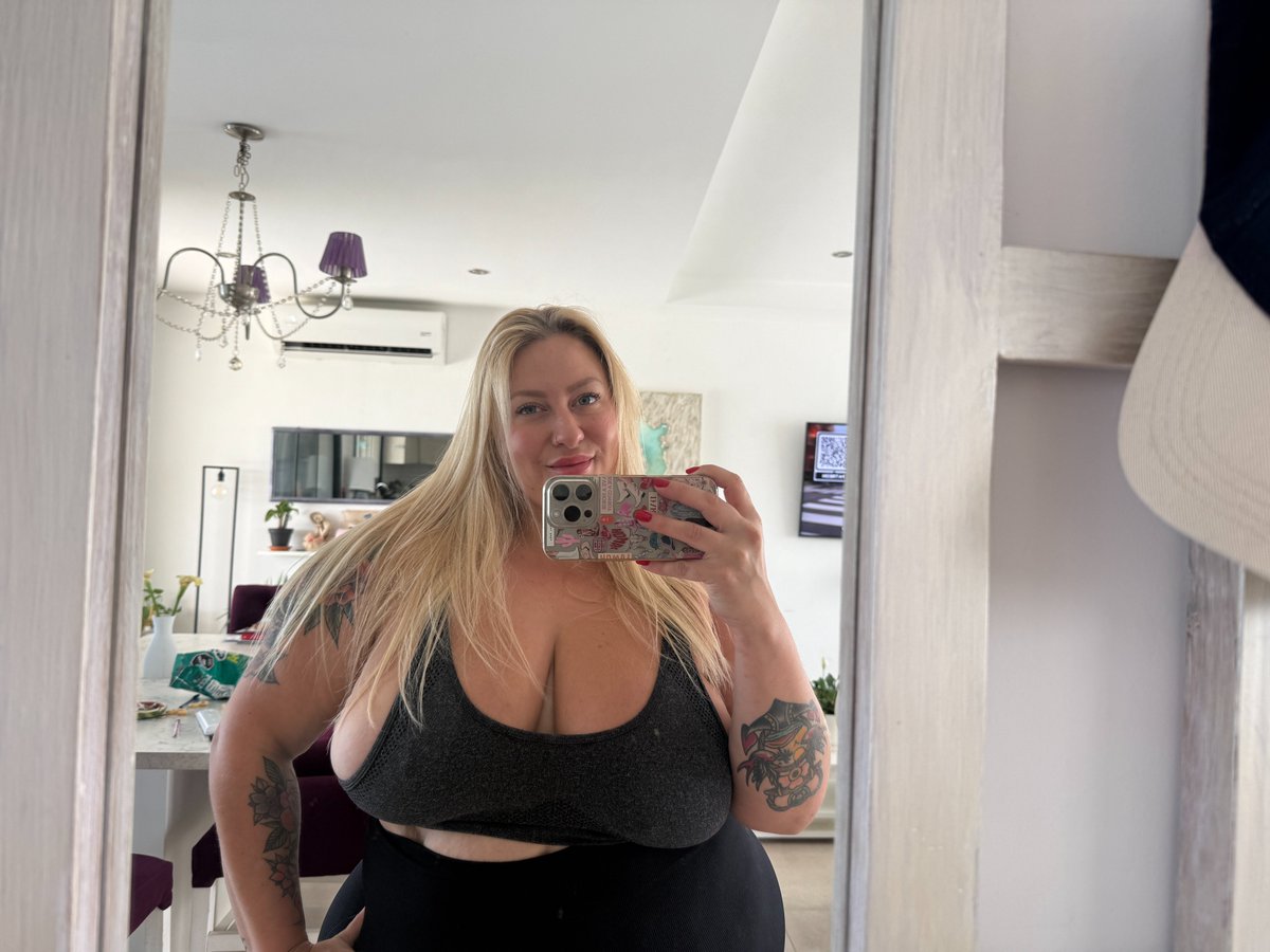 Anna 🤍 tweet media