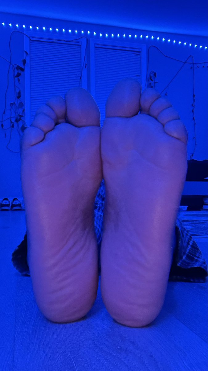 pj sole lover tweet media