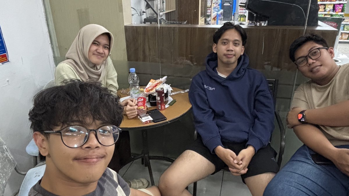 remajapenuhmimpi²⁴ tweet media