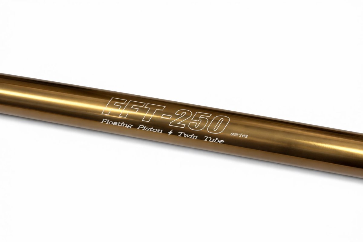 gears820's tweet photo. 依頼していた新製品が完成し、先週台湾にて受け取りを行ってきました！
これから組み立て・検証に入ります。
仕上がりが非常に楽しみです！ https://t.co/VHZvhTtVKm