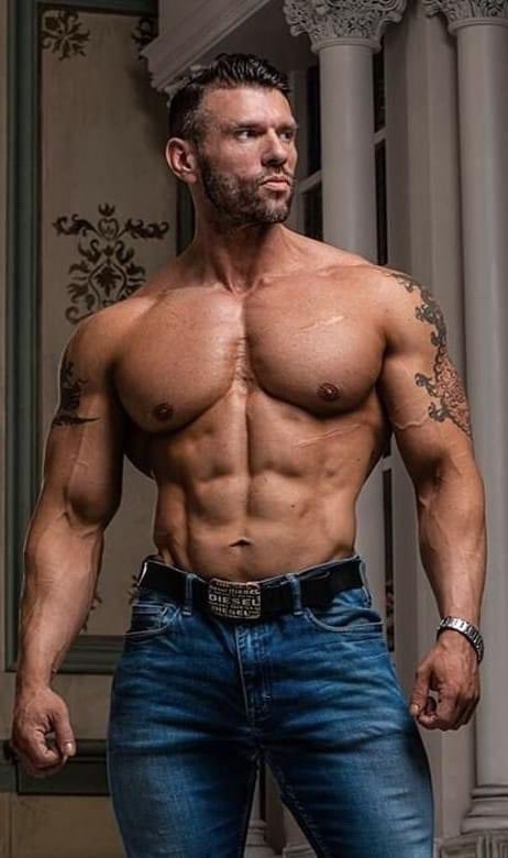 White_Tiger2128 tweet media