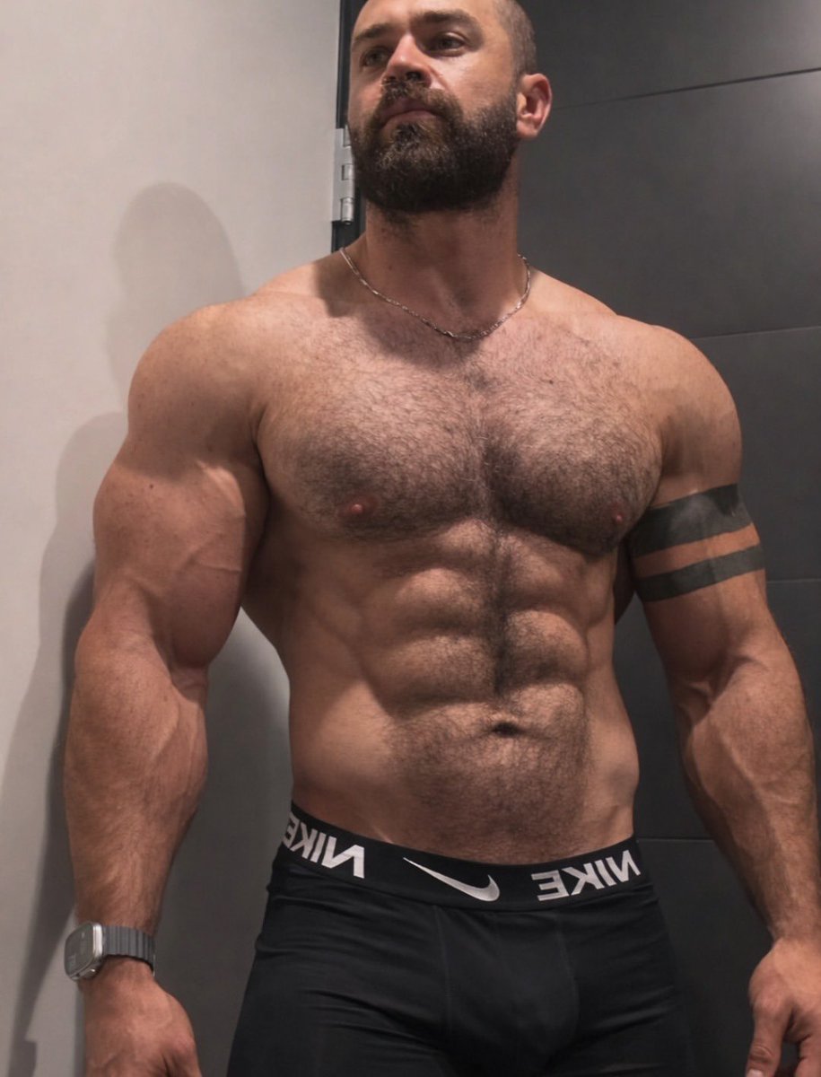 White_Tiger2128 tweet media