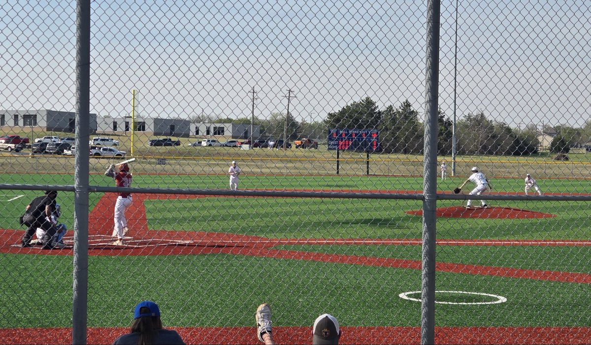 CarterSkach's tweet image. Split the double header tonight vs Rose Hill. Came in relief both games and got my first varsity at bats - triple and 2 SOs. Defense played incredible all night!
G1: 3IP, 2H, 0R, 0K, 0BB, W…1-1, 3B, 1R, SB
G2: 2.1IP, 2H, 1R (HR), 0K, 0BB…0-2, 2K
#CHSbaseball @kansas_curve
