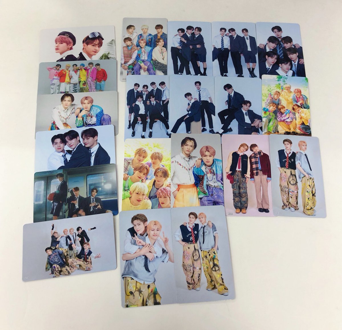 入荷情報】 #DXTEEN 🍀📗 DXTEEN 波留くん中心に各種トレカがまとまっ