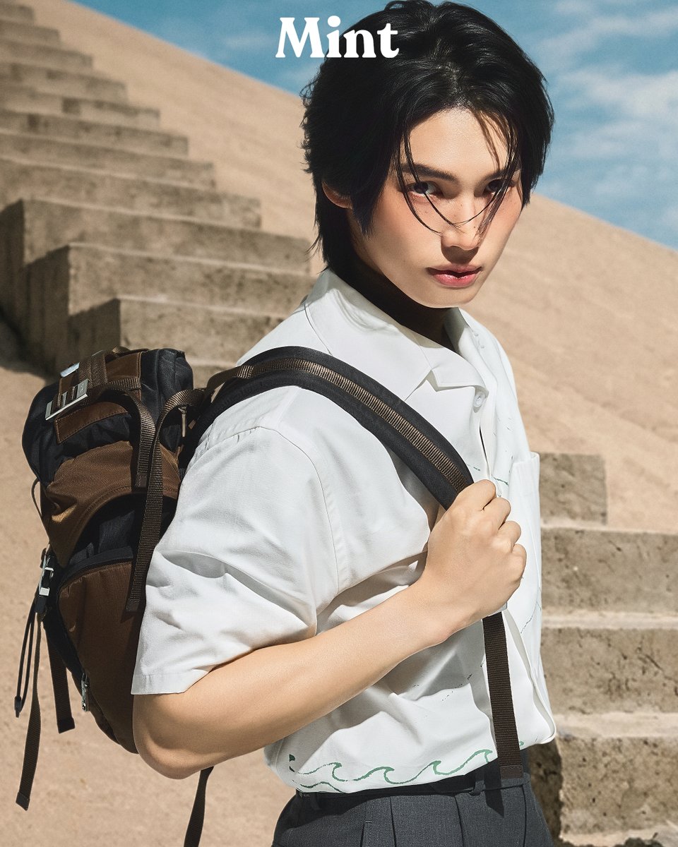 mintmag_th's tweet photo. "ผมจะแชร์ประสบการณ์ที่ตัวเองเคยเจอมาให้น้องฟัง ทั้งเรื่องธุรกิจ งานในวงการบันเทิง ชีวิตทั่วไป ยันข่าวประจำวัน ผมจะชอบบอกมุมมองตัวเองและถกกันว่าถ้าเป็นเขาจะทำยังไง เพื่อฝึกความคิดไปด้วยกัน” 💚 #winmetawin

➡️อ่านบทสัมภาษณ์ https://t.co/qZw9x4LmQM

🛒 ไปช้อป #MintVol33 ฉบับล่าสุดได้แล้ววันนี้ >> https://t.co/UFSRNhaI4i

#WINxMintMagTH
#Prada #PradaSS26
#MintVol33
#MintMagTH