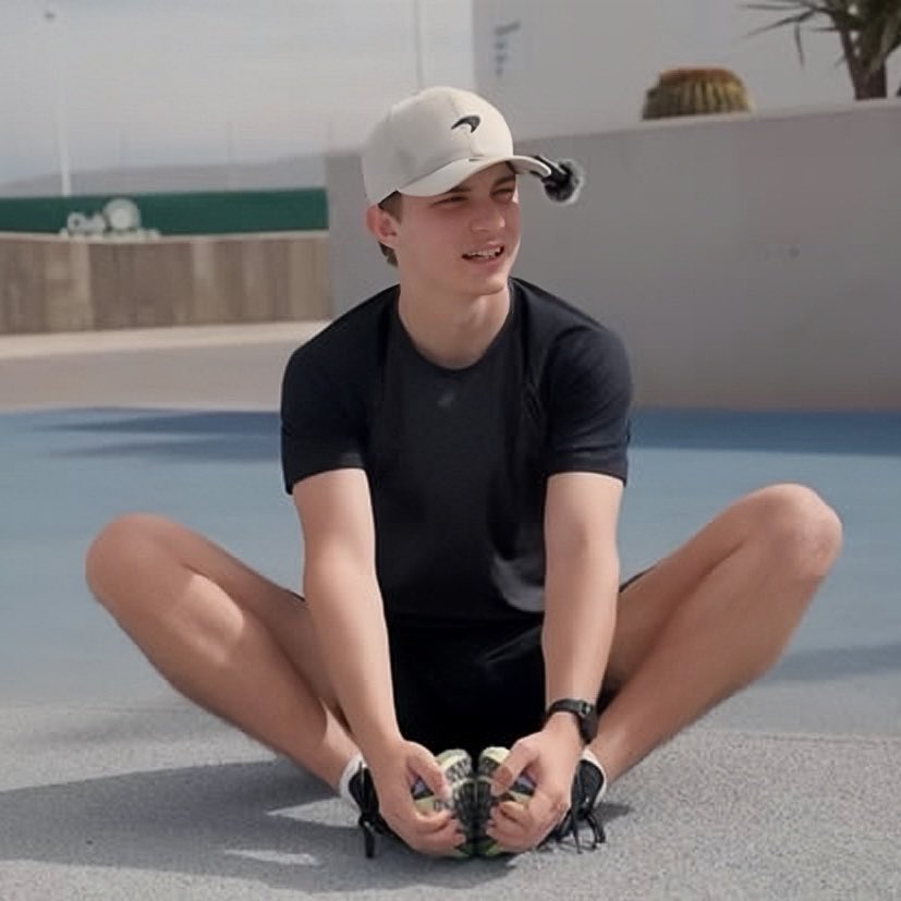 ₛₕₐ🏎️🙂‍↔️ tweet media