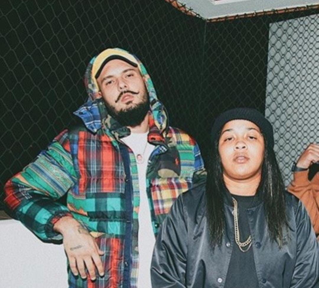 OUVE MUITO! tweet media