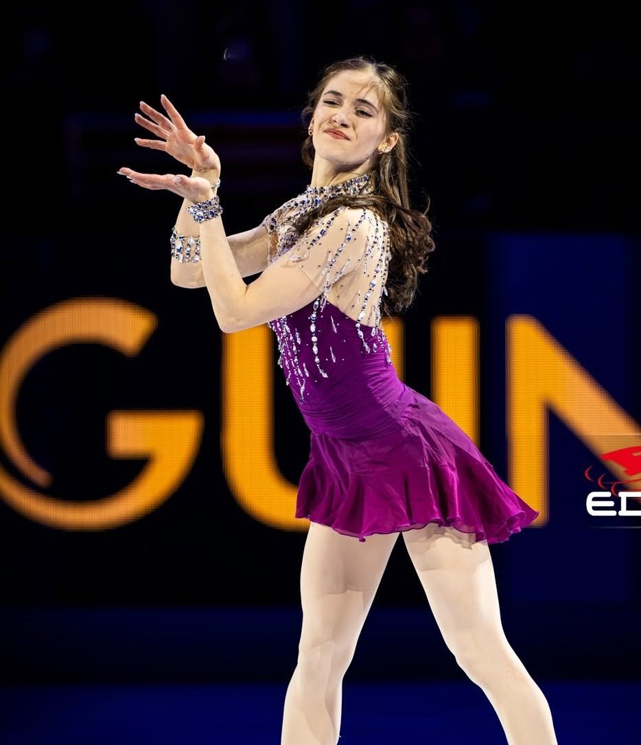 daily isabeau levito .ᐟ ౨ৎ tweet media