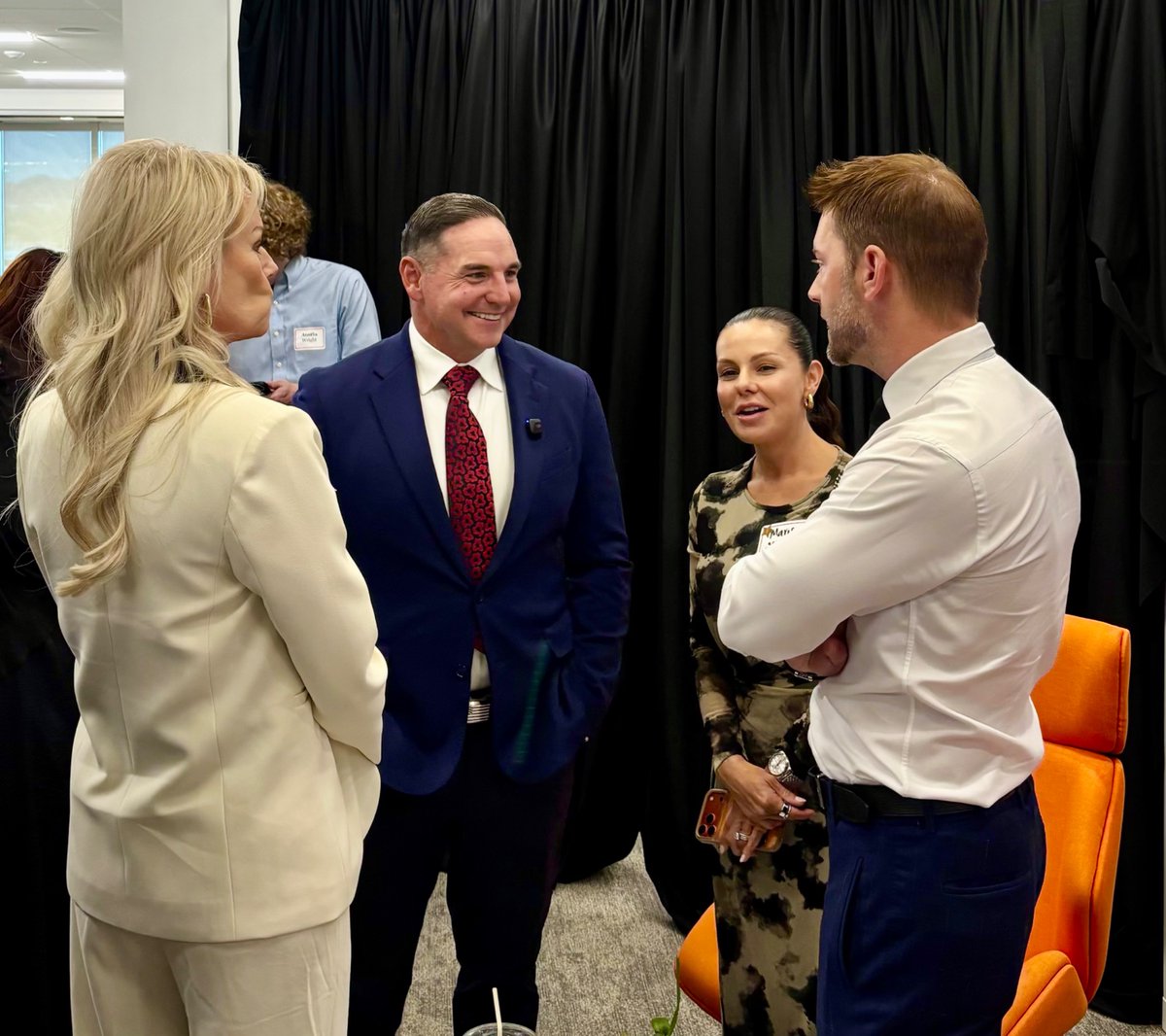 Honored to be joined by <a href="/RobertKennedyJr/">Robert F. Kennedy Jr</a> tonight in Phoenix

Arizona’s 1st District is must-win to ensure Republicans maintain control of the House. I’m fighting to keep it RED!

Momentum continues to build around our campaign 💪🏼

Join the team: JayFeelyForCongress.com