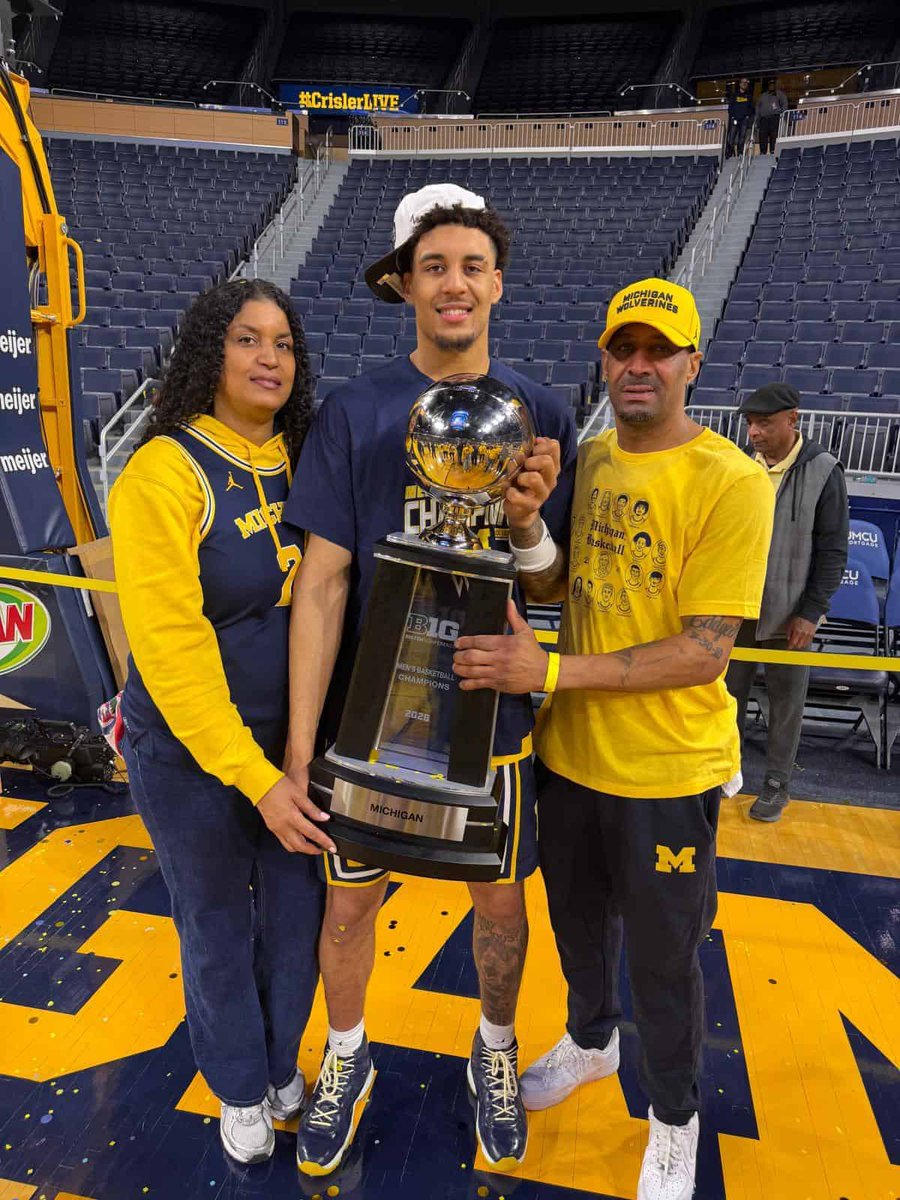 Manuel Reyes tweet media