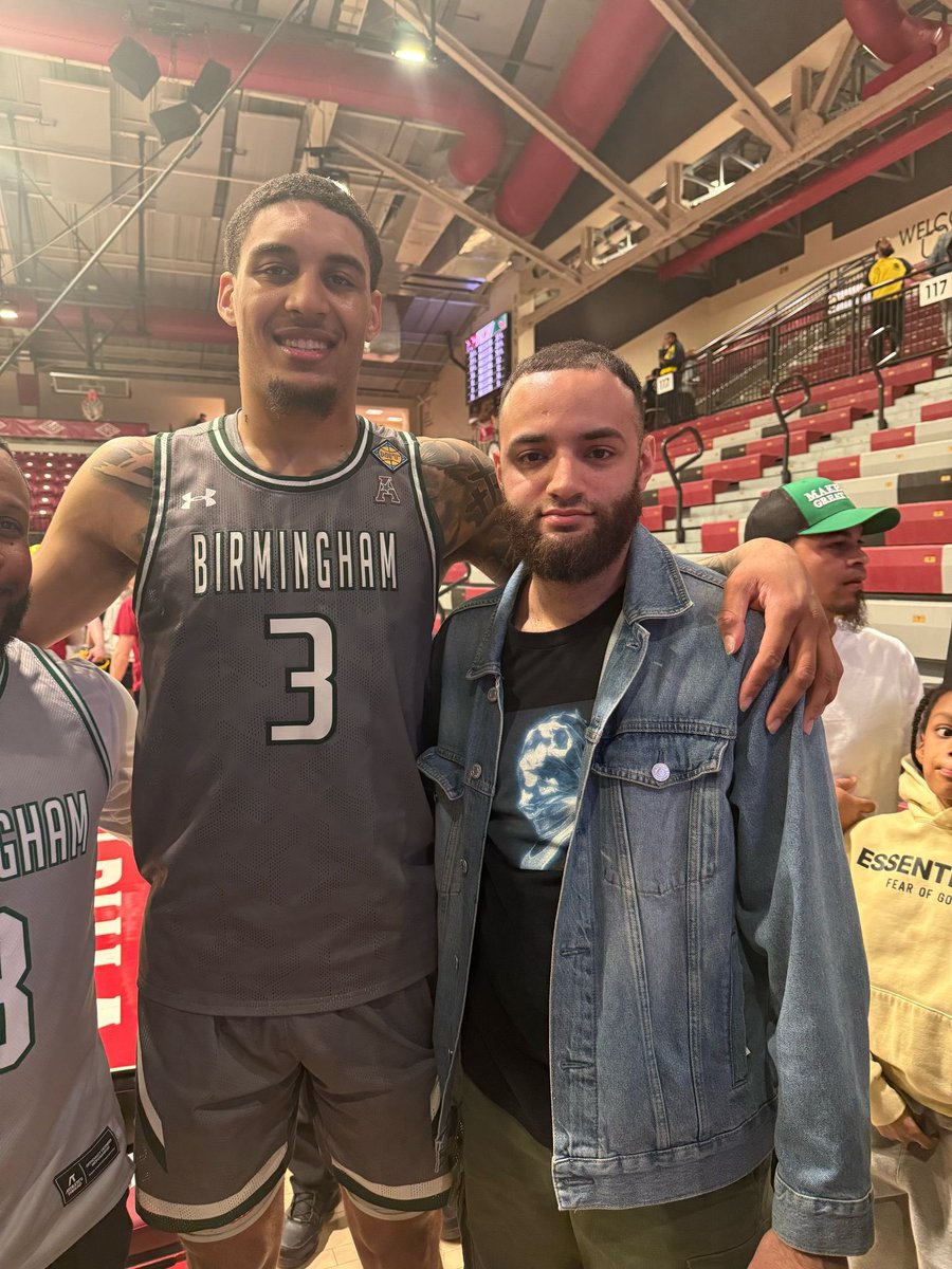 FUEGOO13's tweet photo. Way to bring it home! Congratulations my guy 🔥🇩🇴〽️ @Yaxel_Lendeborg https://t.co/vuYpzN3qd0