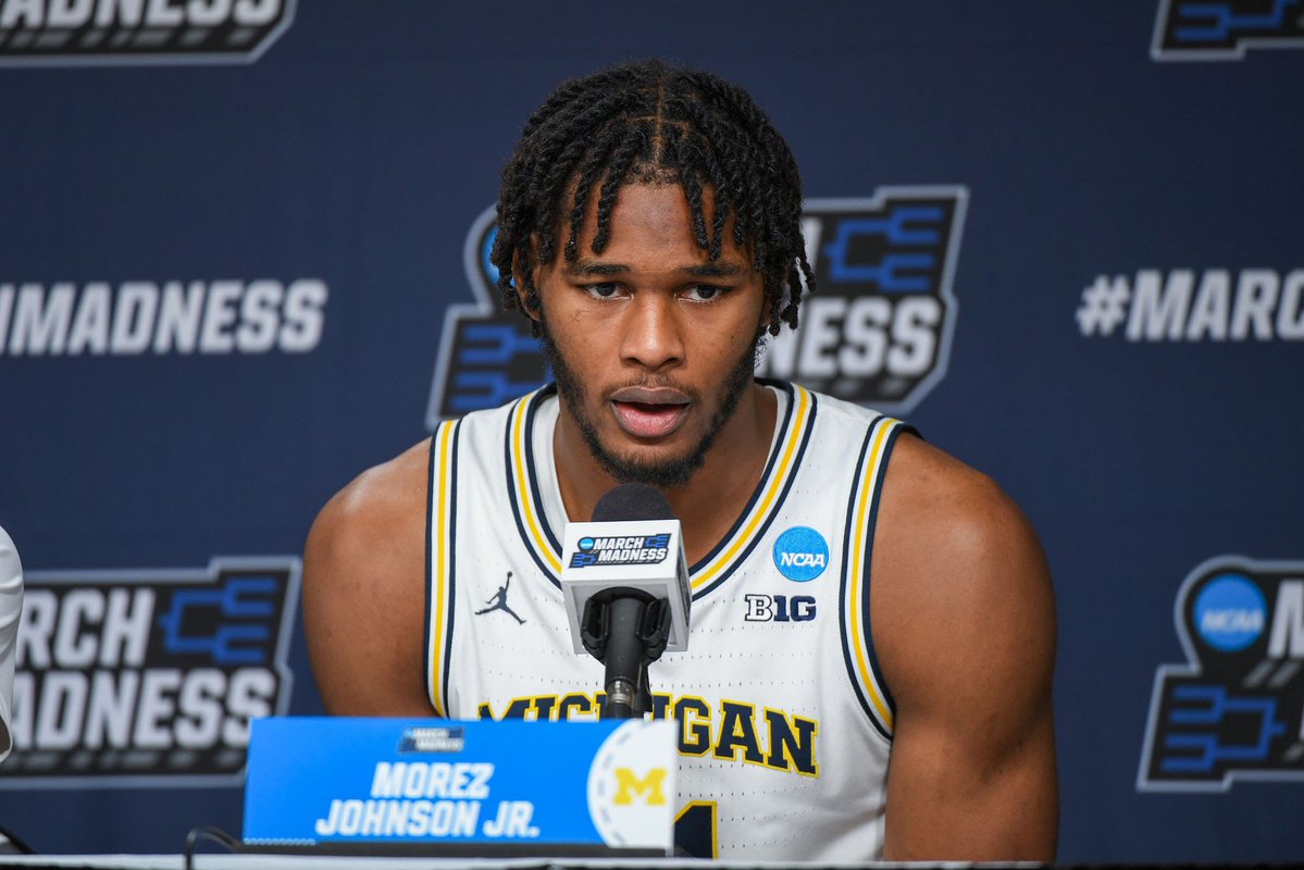 Playoff BOS tweet media