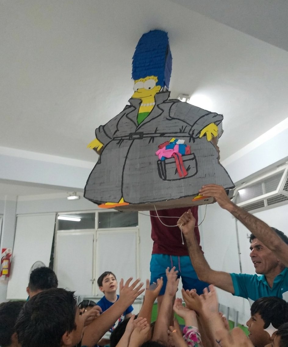 Simpsonito tweet media