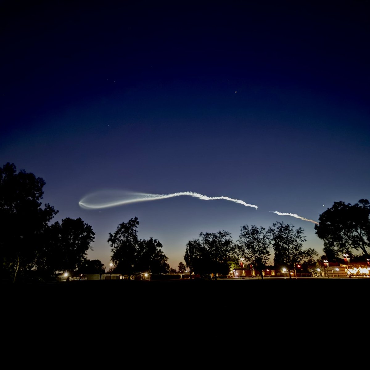 derek 🤠 tweet media