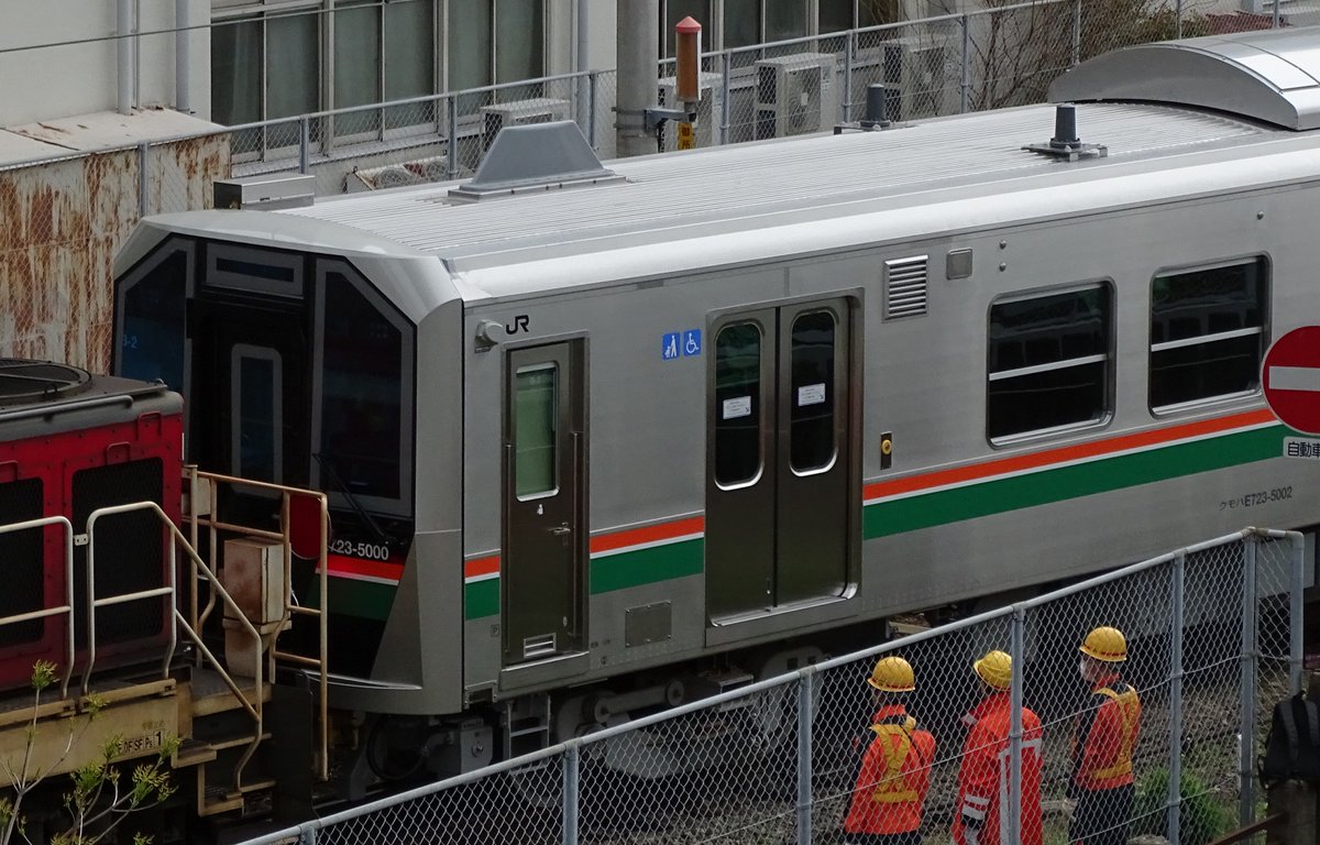 まりるばす tweet media