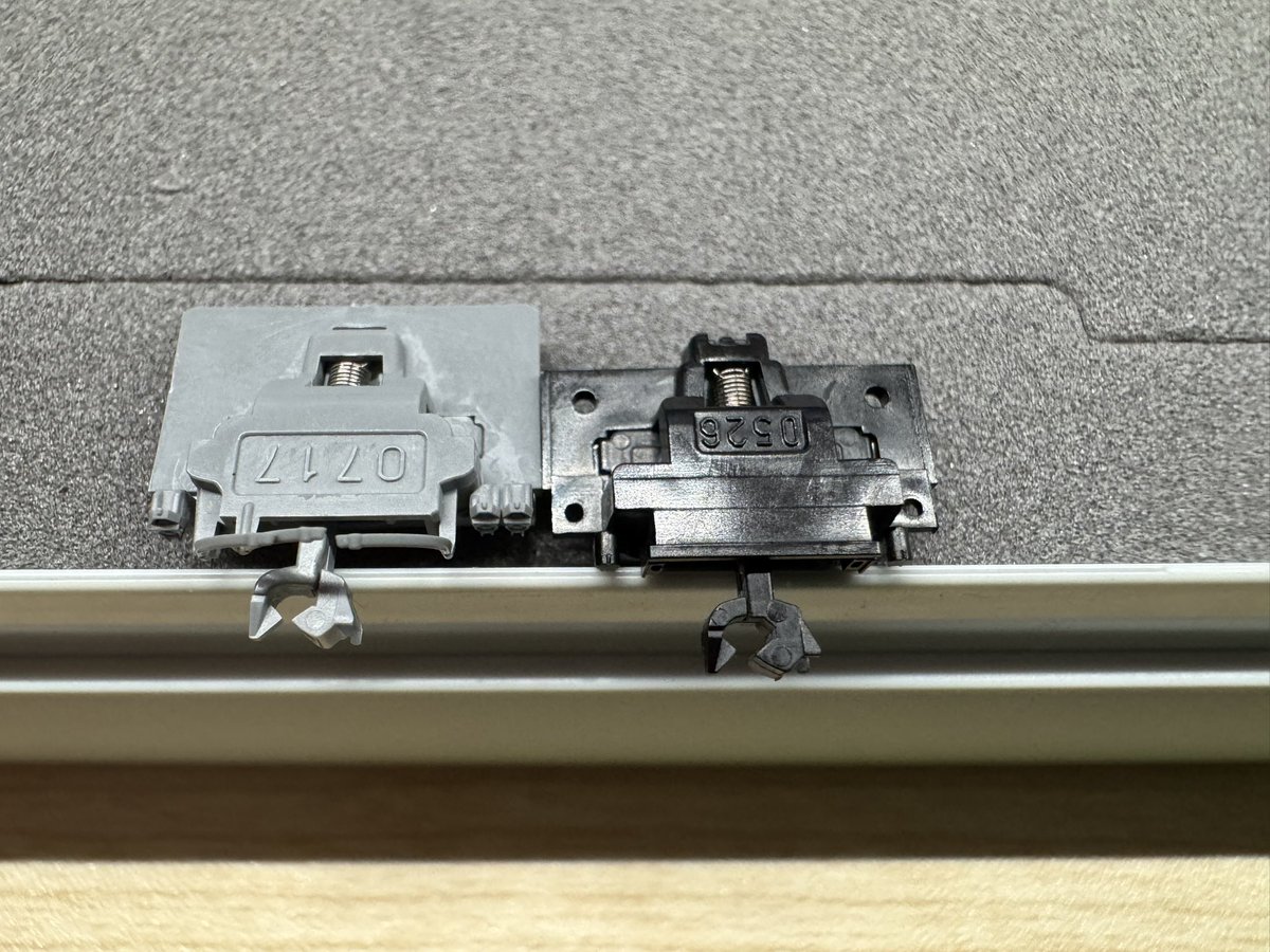 DEHA5022's tweet photo. 取り付け穴ベースで見るとこんな感じです。 https://t.co/b1rKIex0dS