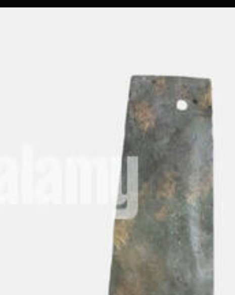 okaydrawboy's tweet image. I cannot figure out why these Iberian horned/winged helmets have these tiny puncture marks at the top of the horns/wings, what purpose does this serve? 

#iberia #history #helmet