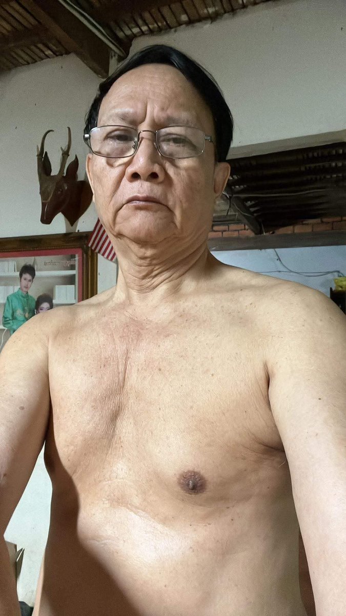 Bunthazg's tweet photo. ចង់មើលវីដេអូពេញ??? តោះ https://t.co/PRqQS1zCRF