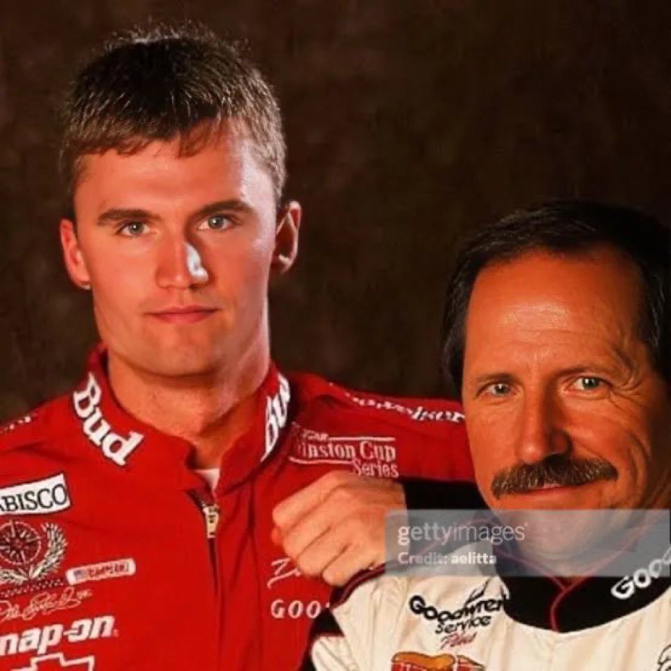 Aaron 🦁 tweet media