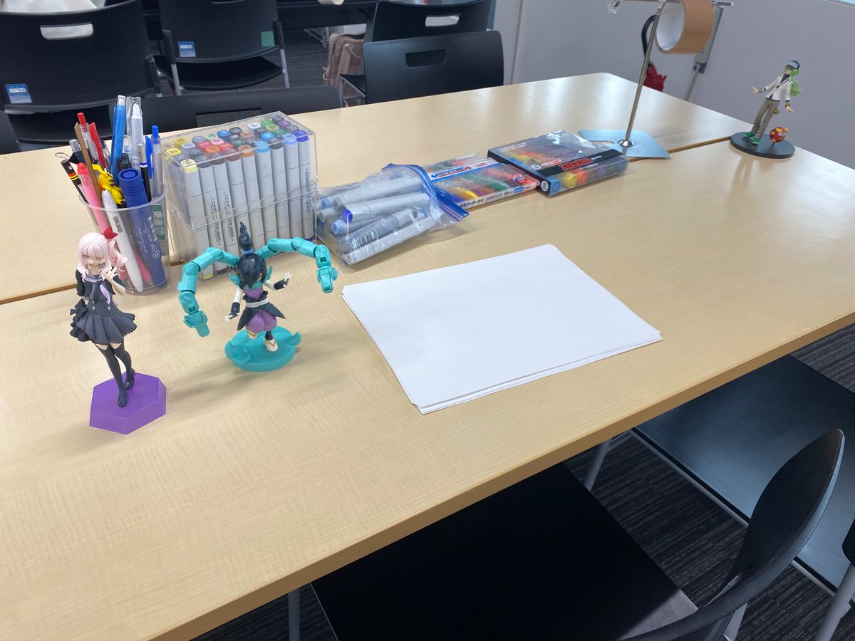 sit_manken's tweet photo. こんにちは！
本日は室内につき、展示に加えてお絵かきスペースも用意しております‼️
ぜひお気軽にお立ち寄りください🙌 https://t.co/zus84b34Bp