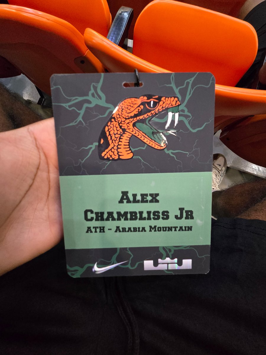 alexchamblissII tweet media