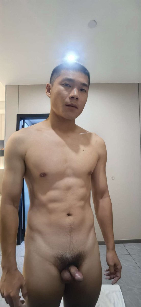 vanvan88 tweet media