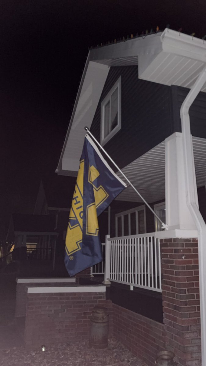 GBender3's tweet photo. Loud and proud in the state of Nebraska!! Natty for the maize and blue!! #GoBlue https://t.co/llWPwJ6QqK