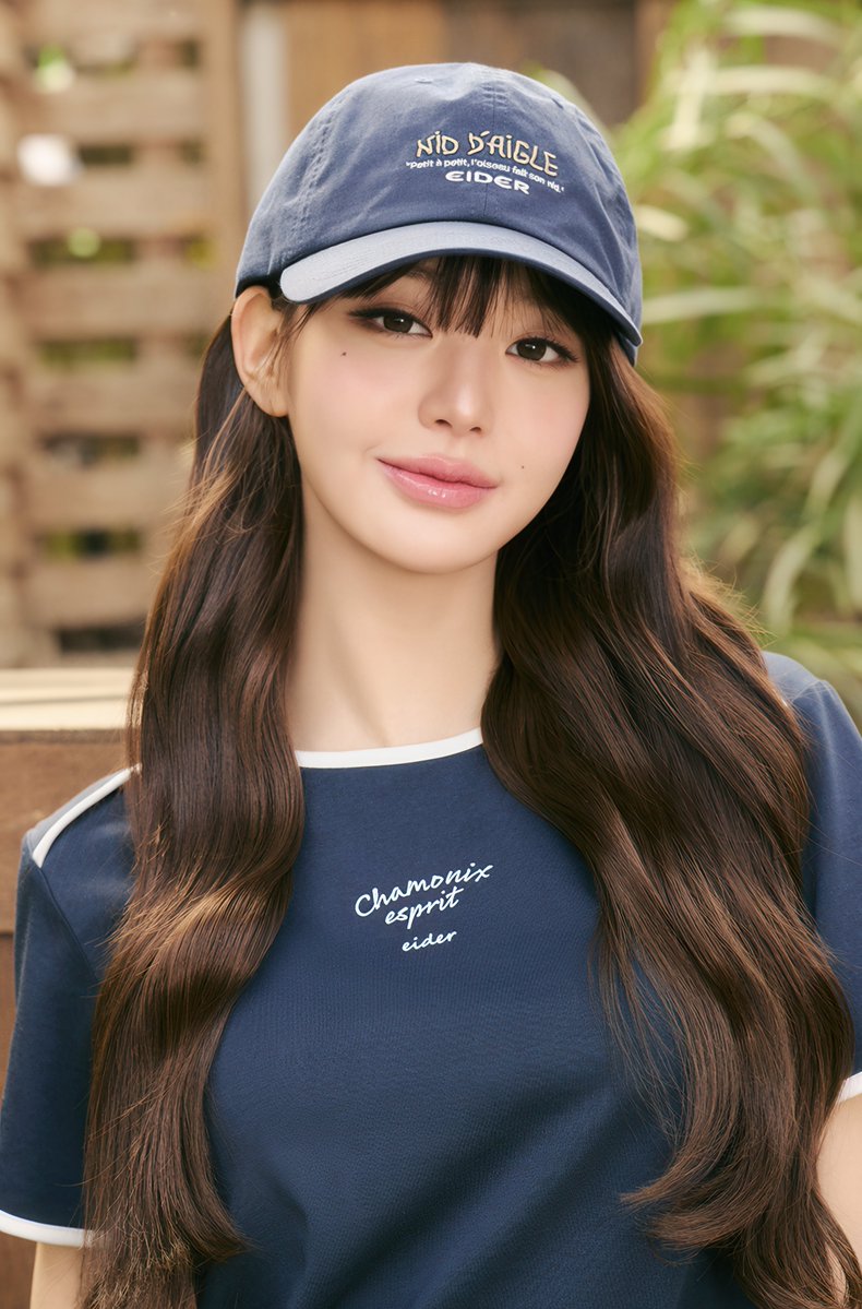 ᥫ᭡ 🪽 tweet media