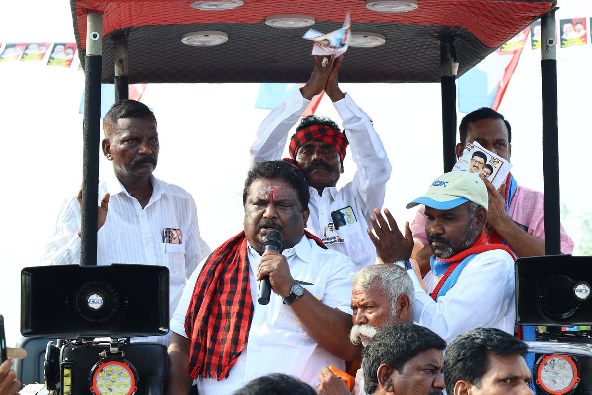 sivasankar1ss's tweet photo. குன்னம் சட்டமன்ற தொகுதி, செந்துறை ஒன்றியம், அங்கனூர் கிராமத்தில், தமிழ்நாட்டின் முன்னேற்றத்தை உறுதி செய்ய நம் "உதயசூரியன்" சின்னத்திற்கு வாக்கு சேகரித்த போது.

ஒவ்வொரு வீட்டிலும் உதயசூரியன் உதிக்கட்டும்..! தமிழ்நாடு வெல்லட்டும்..!

தேர்தல் நாள் : 23.04.2026

#வெல்வோம்_இருநூறு_படைப்போம்_வரலாறு
#வெல்வோம்_ஒன்றாக..!