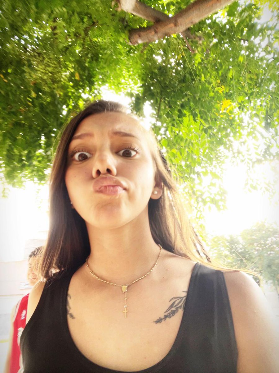 TeTiroLechee's tweet photo. La cara de pendeja down pajera de anto❤️ https://t.co/nUAbX8m9Yl