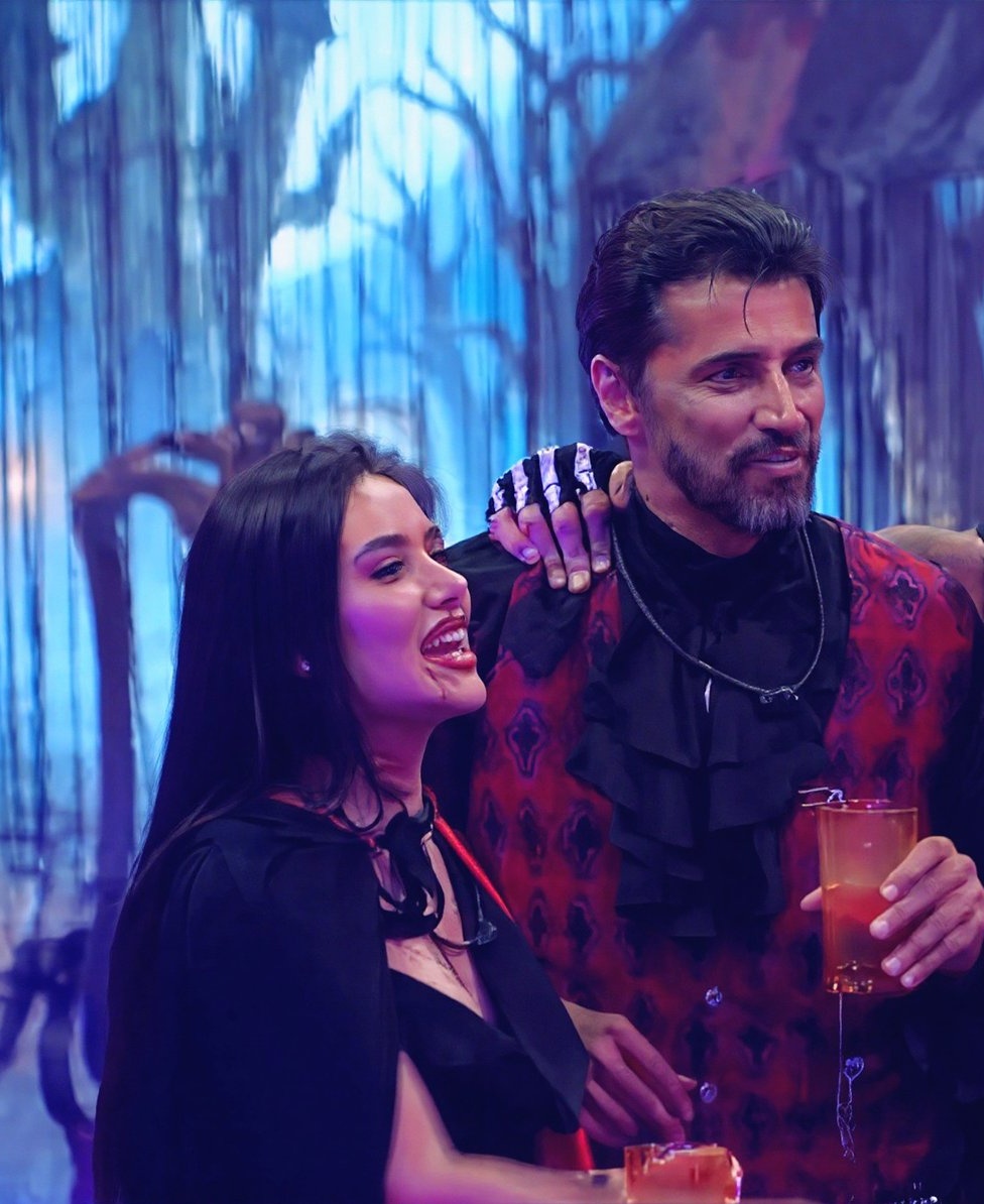 Ana 🤠 tweet media