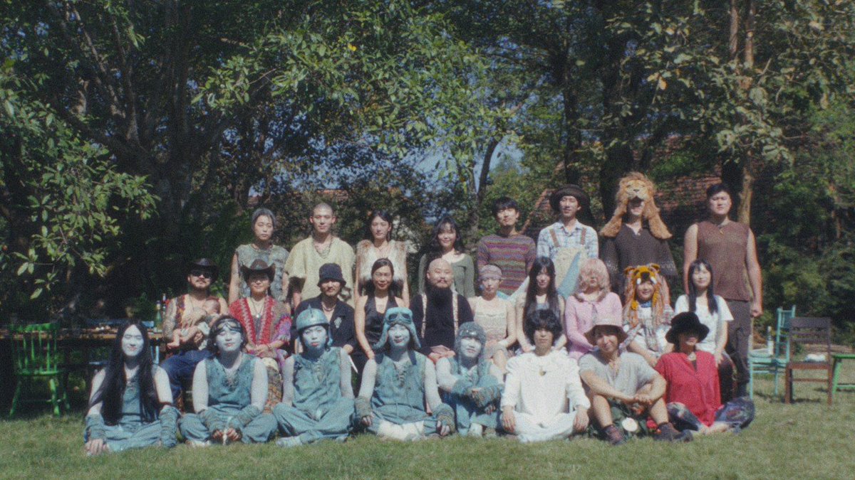 AKMU Updates tweet media